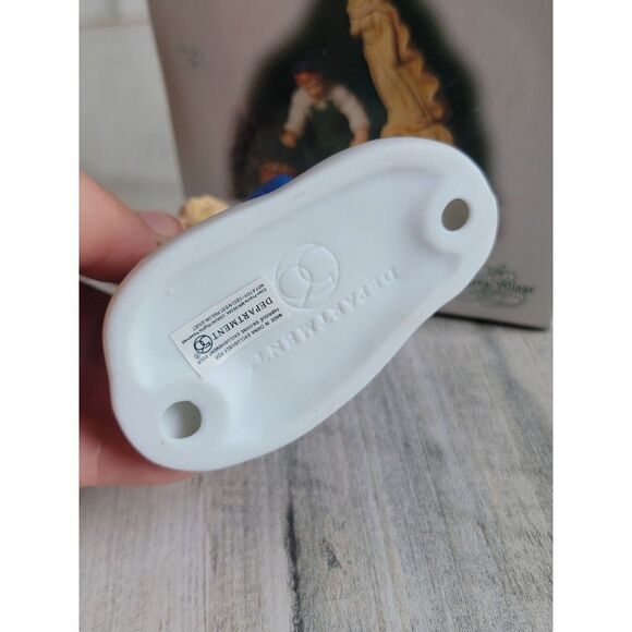 Dept 56 58803 Ship Figurehead Carver dickens village accessory xmas - Picture 7 of 7